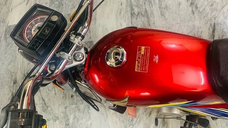 Honda CD 70 mint condition gift for bike lovers 8