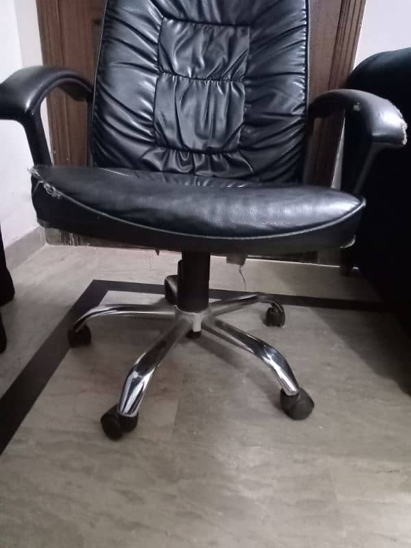 Revolving office chair 2