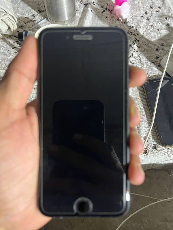 iphone 8 for sale non PTA, True Tone active, available good condition 3