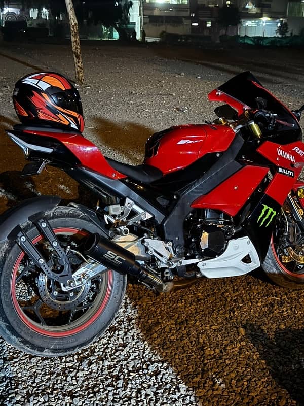 Yamaha R1 - Immaculate Condition! 1