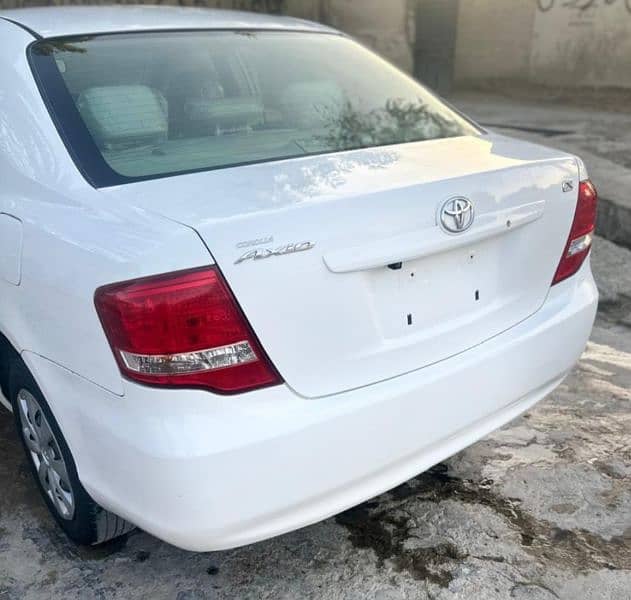 Toyota Corolla Axio 2011 5