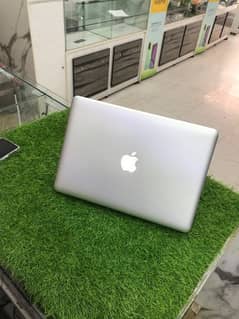 MacBook