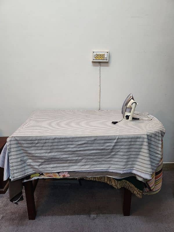 Ironing Table 0