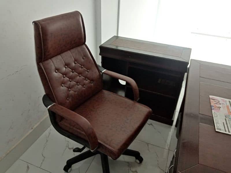 Office Setup Chairs sofa and Tables 3