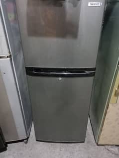 orient fridge for sell in good condition