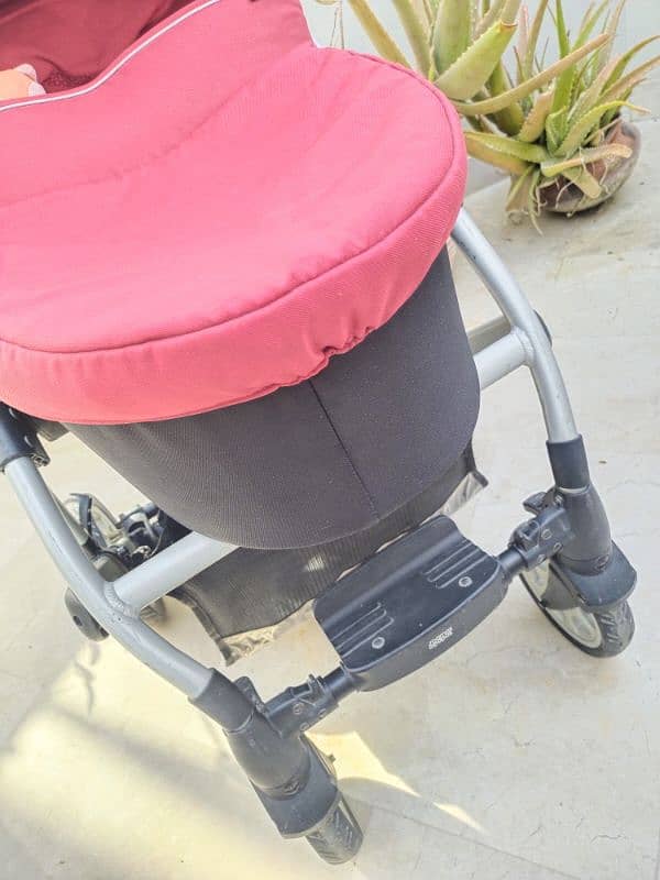 Baby Stroller (mamas&papas) & Electric Swing (Joie) 11