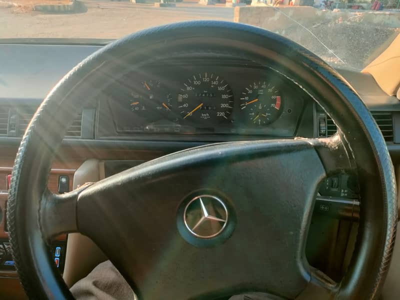 Mercedes E Class 1986 W124 OM 602 2500cc Diesel 7