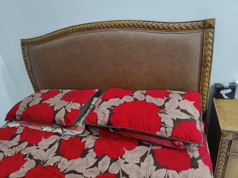 Bed Set - Double Bed - Dressing, Side table and Spring Mattress URGENT 2