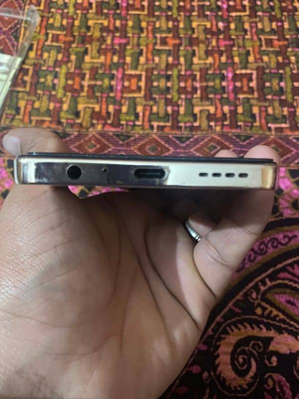 INFINIX NOTE 30 PRO 03175628531 5