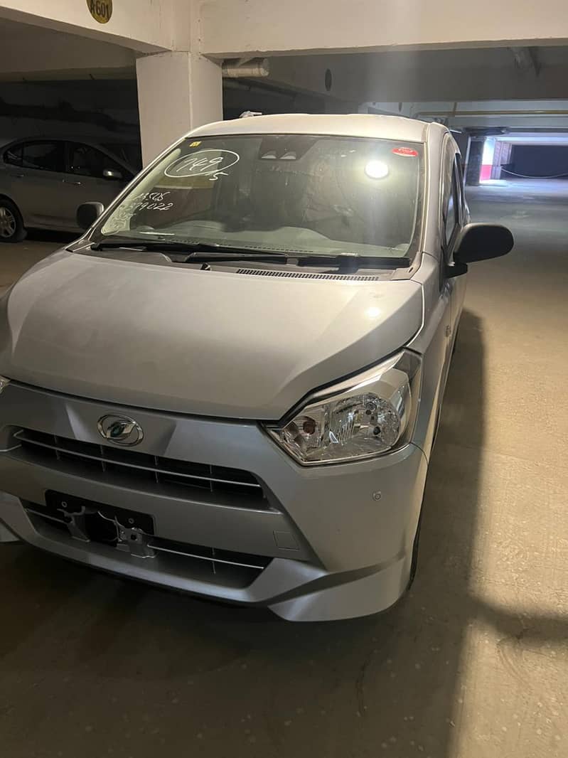 Daihatsu Mira 2023 3