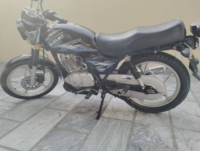 Suzuki GS se 150 out class condition 6