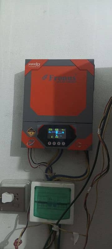 fronus 1.5 inverter in good condition. Available in running in Peshawar 1