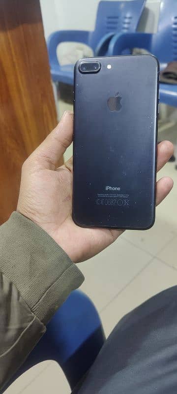 iphone 7plus PTA approved complete box 3