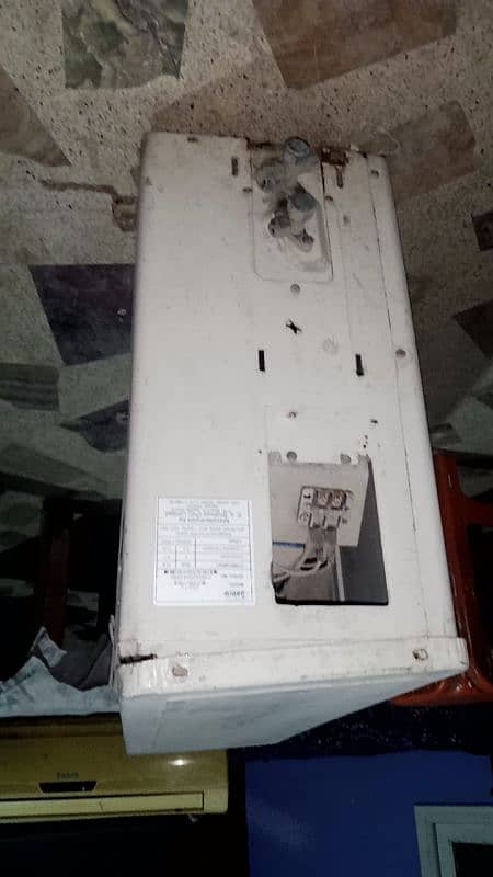 Sabro Ac in repairing condition 4