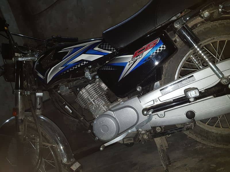 Honda CG 125 BLACK New 2