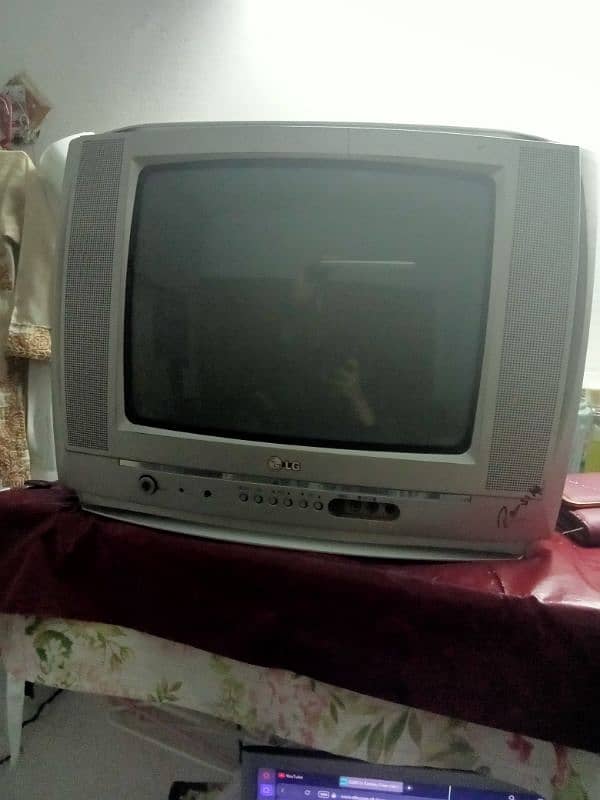 LG TV for sell 9/10 condition 0