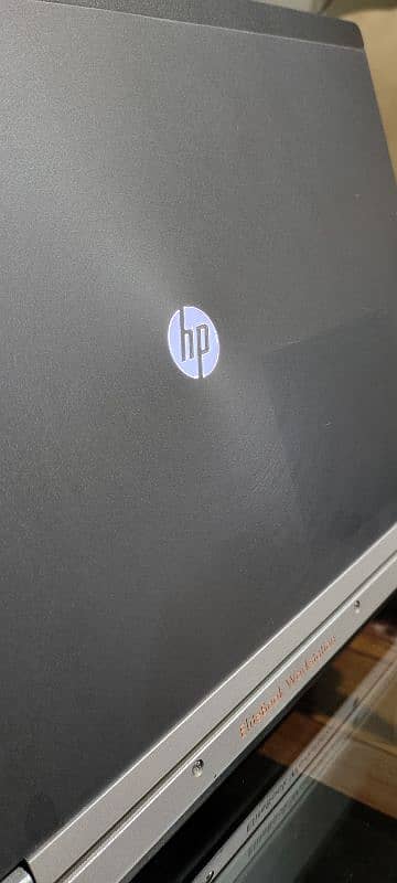 Laptop HP core i7. 4