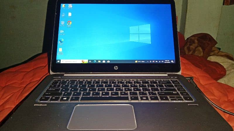 HP 1040 CORE i5 6th gen. 8gb RAM with 256gb SSD, wifi cam, charger&bag 2