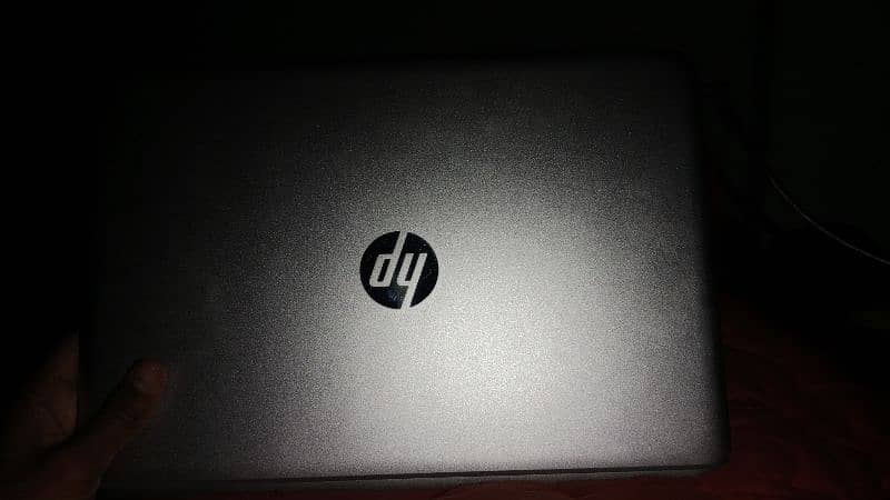 HP 1040 CORE i5 6th gen. 8gb RAM with 256gb SSD, wifi cam, charger&bag 4