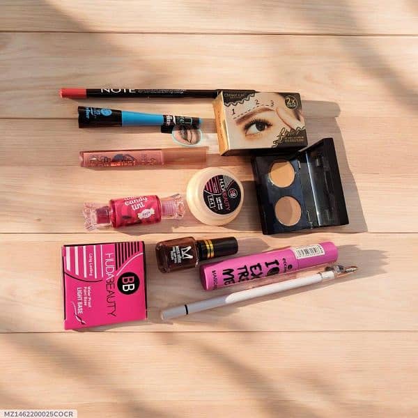 9 in 1  Makeup Deal 1