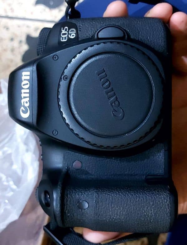 6d with battery chrgr 3