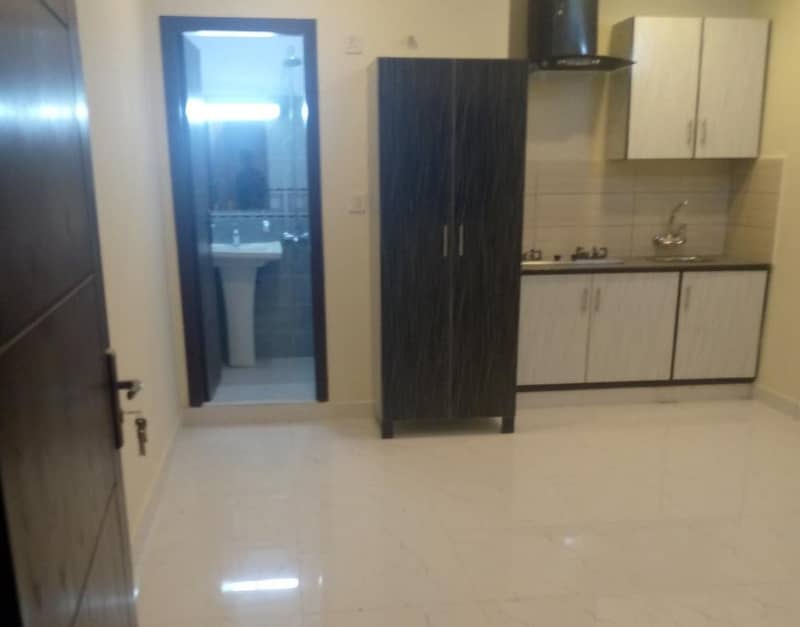 studio apartment available fir sale in gulberg greens islamabad. 11