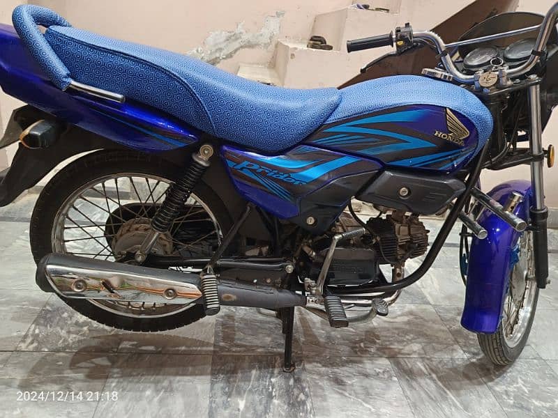 Honda Prido 2021 for sale in lush condition 10