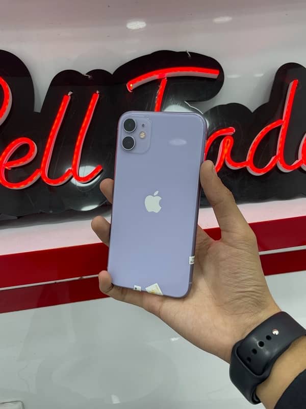 IPHONE 11 64 GB PTA APPROVED 1