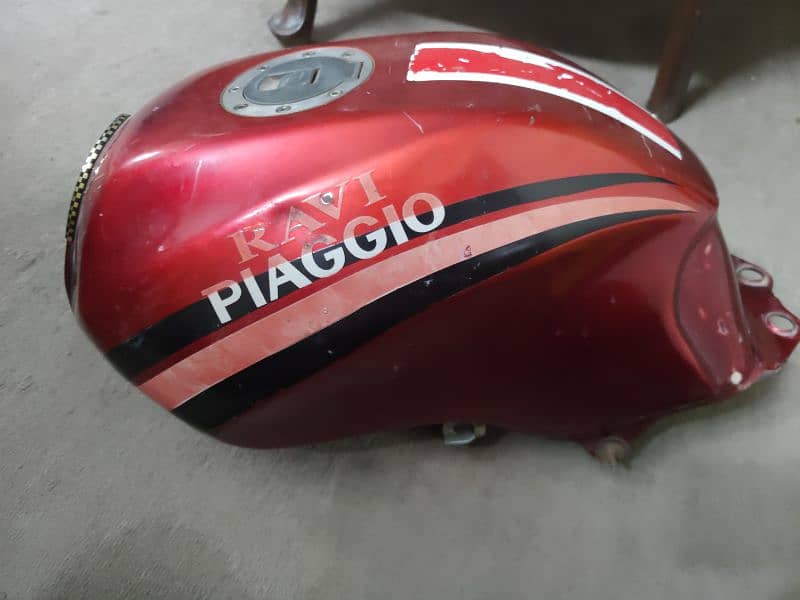 ravi piaggio tank n parts 2