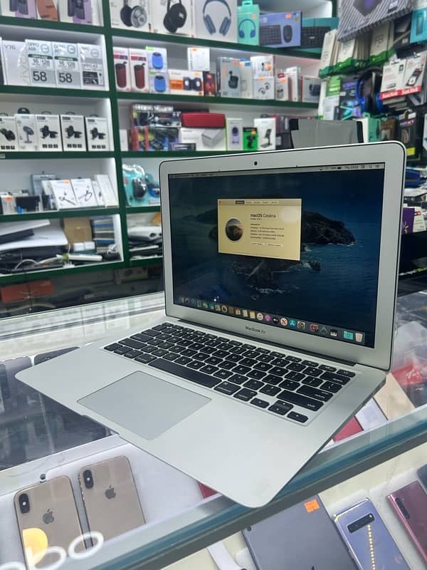 MacBook Air 2017 0