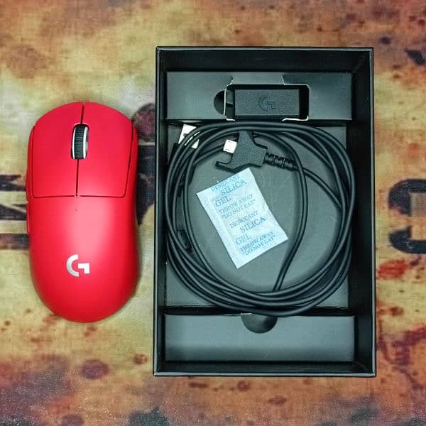 LOGITECH G Pro X Superlight • Wireless Gaming Mouse • New Condition 2