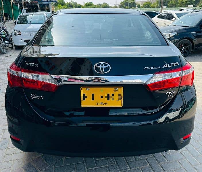 Toyota Corolla Altis Grande 2016 new 4