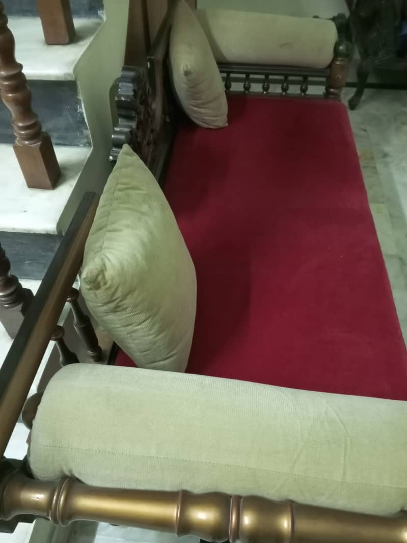 Used sofa but in good condition 0