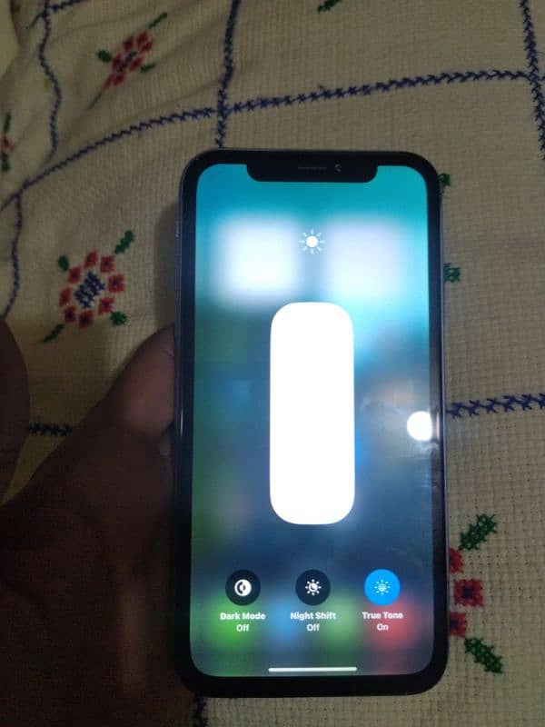 iPhone XR 64gb non pta jv 10/9 condition 1