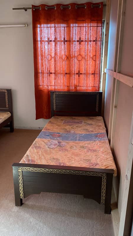 Girl hostel available in G11/2 for ladies 2