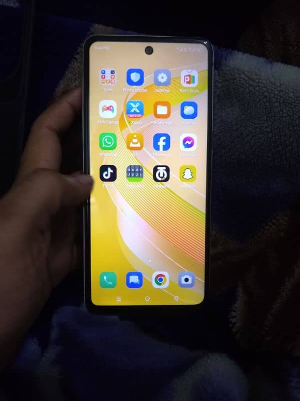 infinix smart 8 pro 1