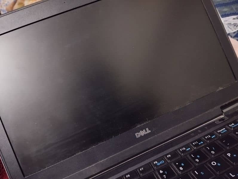 Dell Latitude E7240 2