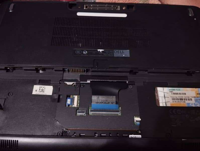 Dell Latitude E7240 5