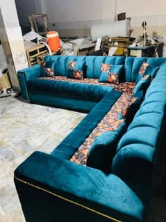 7 seater  L shape luxury sofa set.  +. cushions