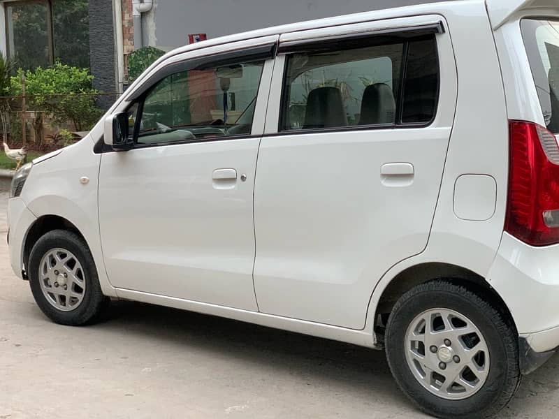 Suzuki Wagon R 2018 8