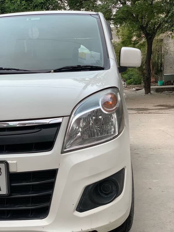 Suzuki Wagon R 2018 10