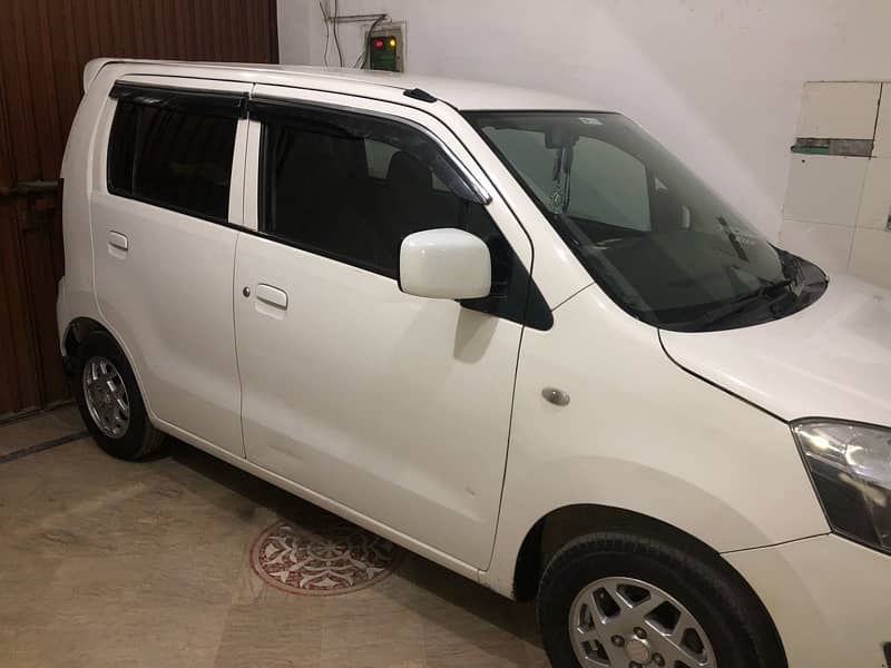 Suzuki Wagon R 2018 16