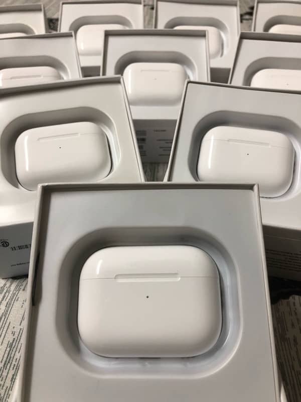 AIRPODS PRO 2nd GENERATION ~ TYPE-C ~ FULL FUNCTIONAL 1