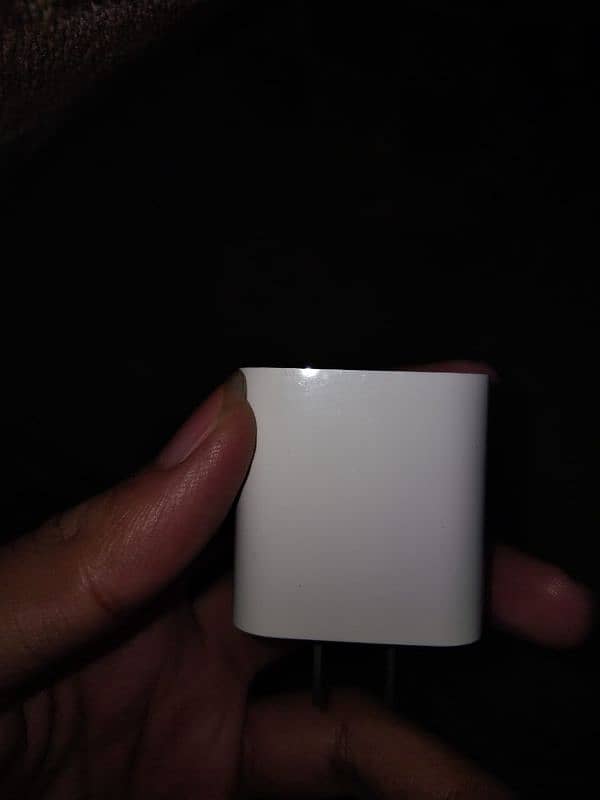 Apple Original Adapter (20W) Type-C 0