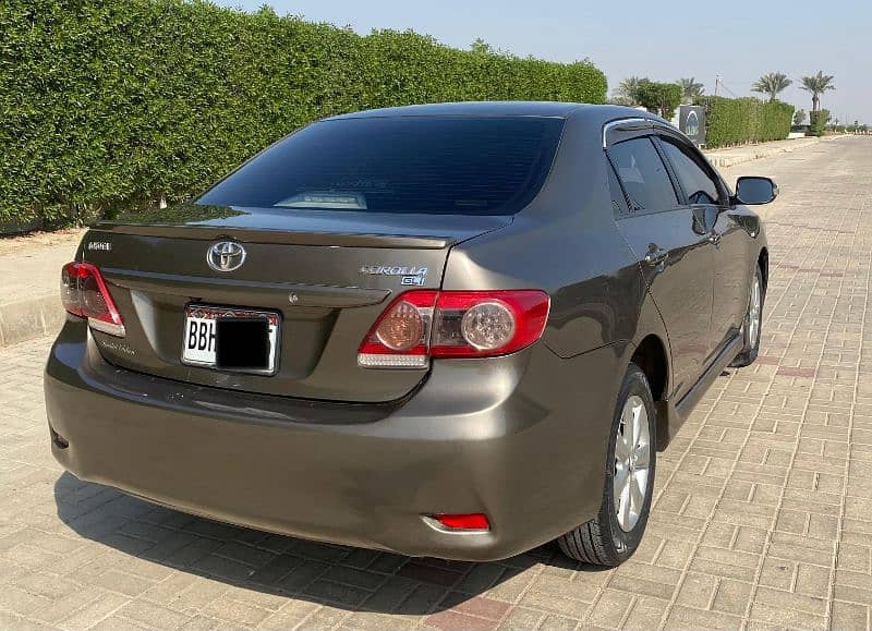 Toyota Corolla GLI 2014 14