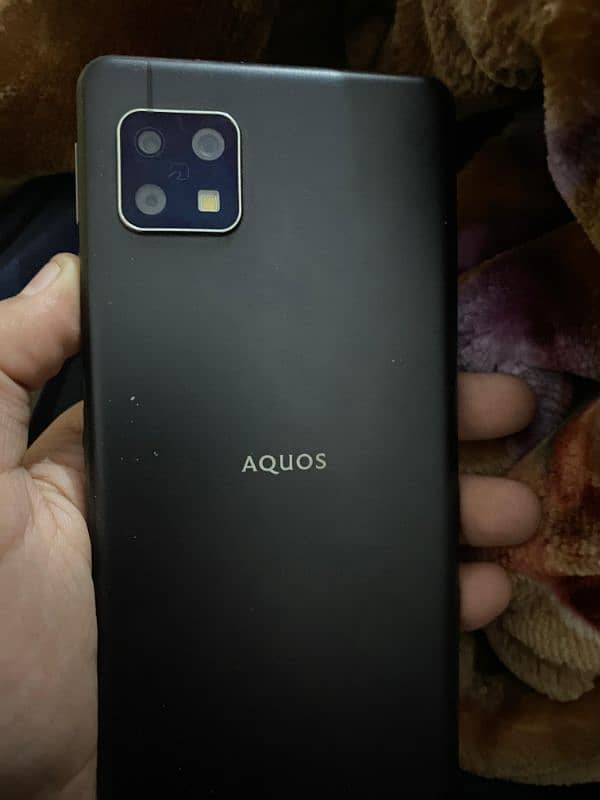 AQUOS SENSE 5G 6/64 NON PTA ALL OKAY WATER PACK 10/10 CONDITION 3