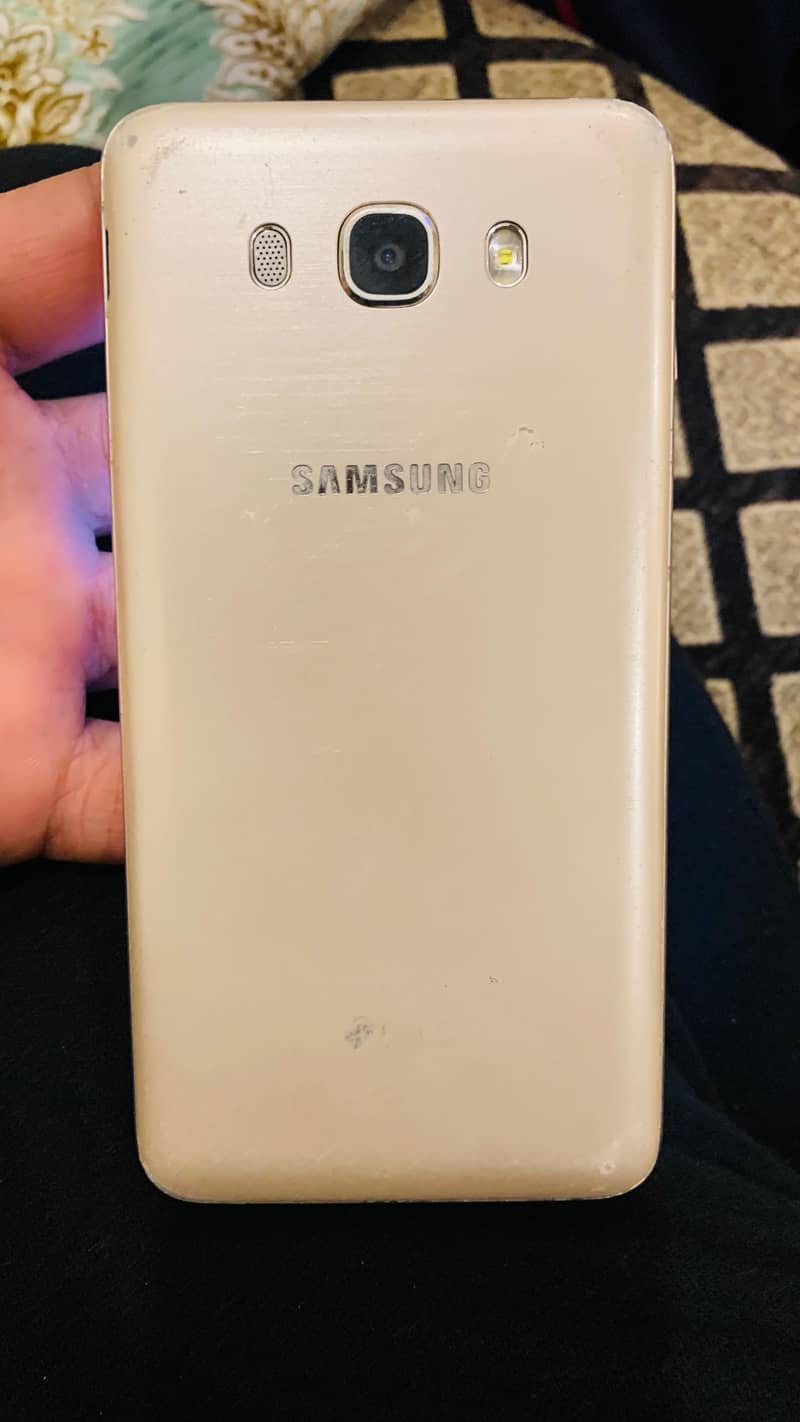 Samsung Mobile J7 2