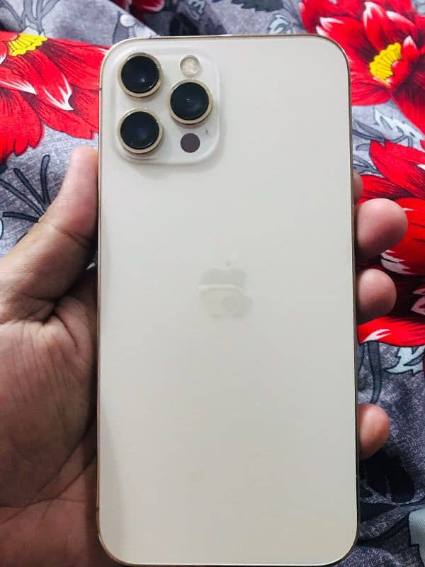 urgent sale iPhone 12 pro max 0