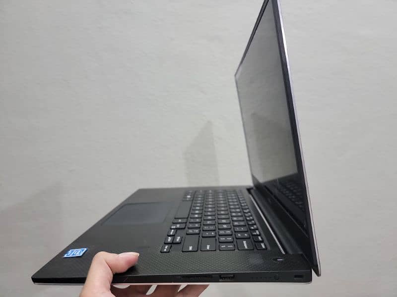 Dell Xps 15 Gaming Laptop 4gb Nvidia gpu 2