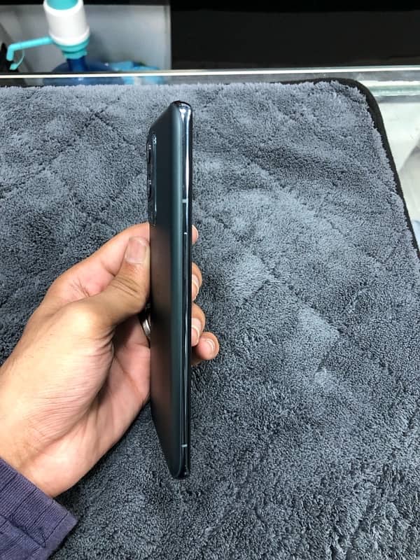 One Plus 9 Pro only 73999 12/256 Dual sim 2